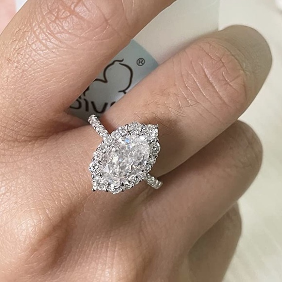 18k Certified 4 cttw Marquis Vintage Diamond Moissanite Ring - Picture 7 of 11